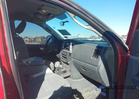 2007 Dodge Ram 1500 Slt z USA, uszkodzony, nr VIN 1D7HA18P17S217682